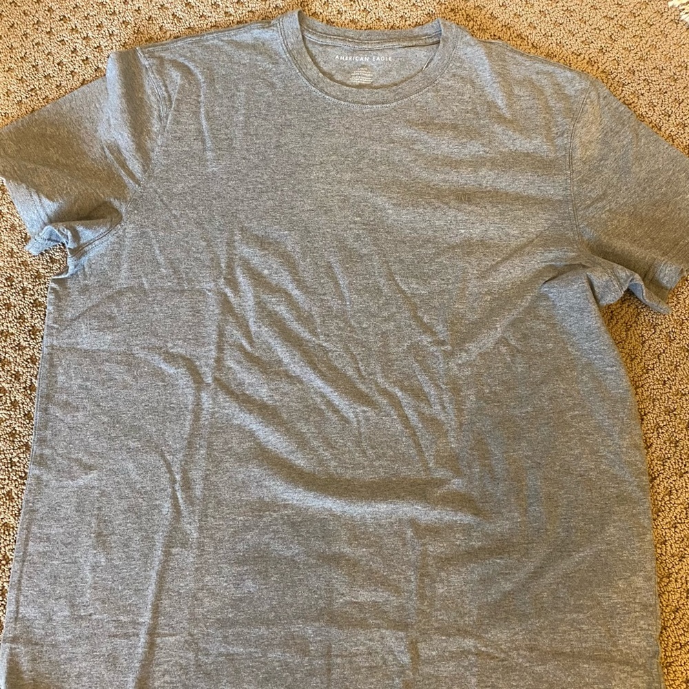 American Eagle T-shirt